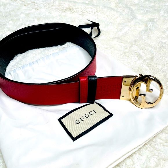 SOLD / Authentic Gucci Belt Black & Red reversible with Gold buckle . - Picture 1 of 10